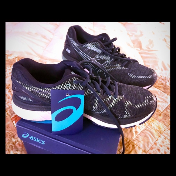 asics size 10